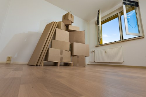 Local removals van service supporting a South London move
