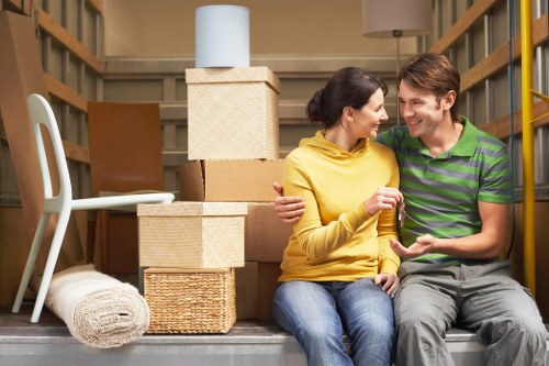 Local moving truck support for a Streatham home or office
